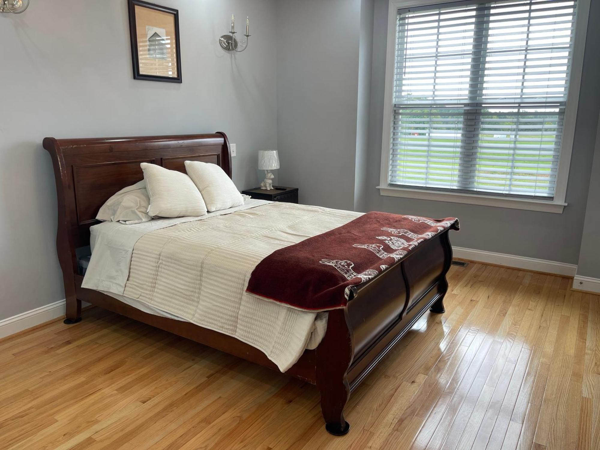 La Casa Grande Hosting Apartment Whitsett Bagian luar foto