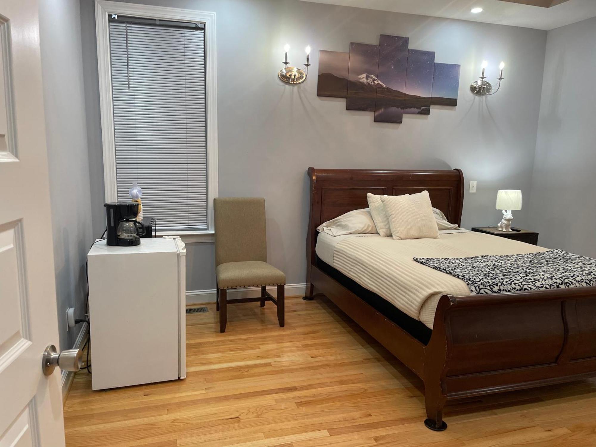 La Casa Grande Hosting Apartment Whitsett Bagian luar foto